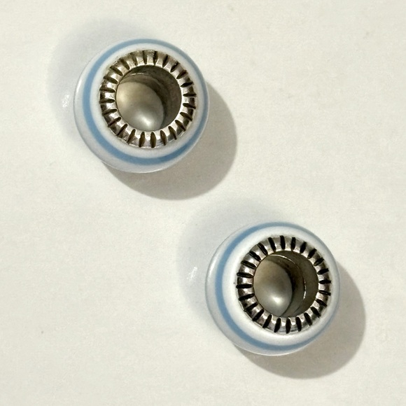 Two 🆕 Brighton Sugar Stripe resin beads Light blue & white Retired NWOT - Picture 3 of 6